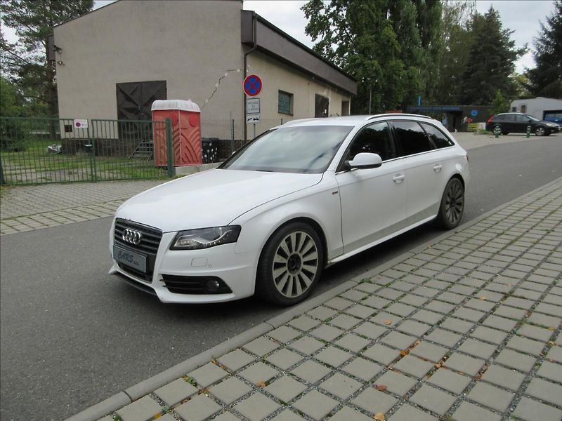 Audi A4 2,0 TFSi 155Kw S-Line, 4x4, VA - fotka 2 z 23