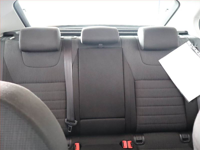 Škoda Octavia (2013) 1.6 TDI, Serv.kniha, Tempomat - fotka 10 z 18