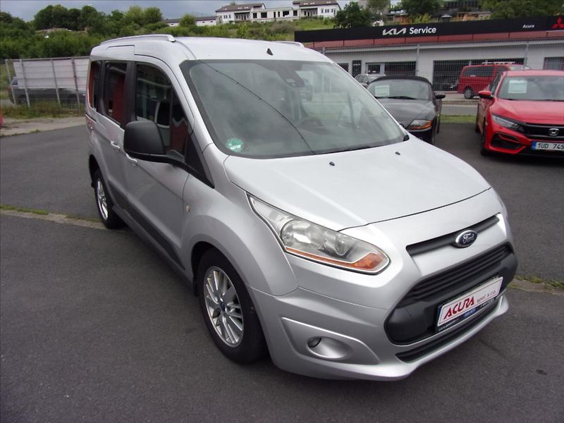Ford Tourneo 1,6 TDCI  Connect - fotka 1 z 23