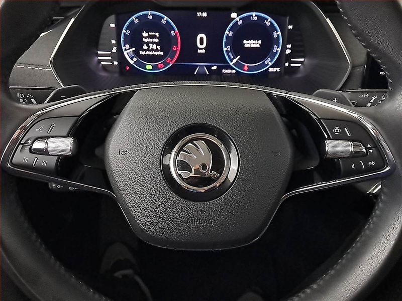 Škoda Octavia (2023) 1.5 TSI e-tec - fotka 16 z 17