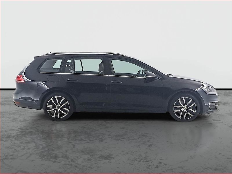 Volkswagen Golf (2014) 2.0 TDI, Automat, Serv.kniha - fotka 6 z 17