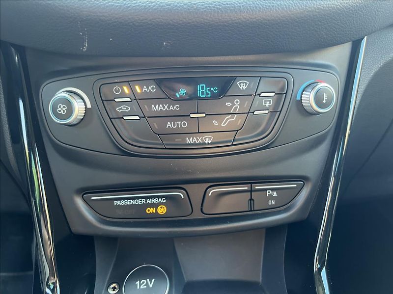 Ford B-MAX 1,4 i TITANIUM klima E6 - fotka 25 z 33