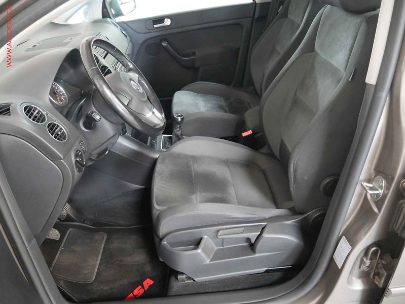 Volkswagen Golf Plus (2009) 1.4TSI, Klima - fotka 9 z 17