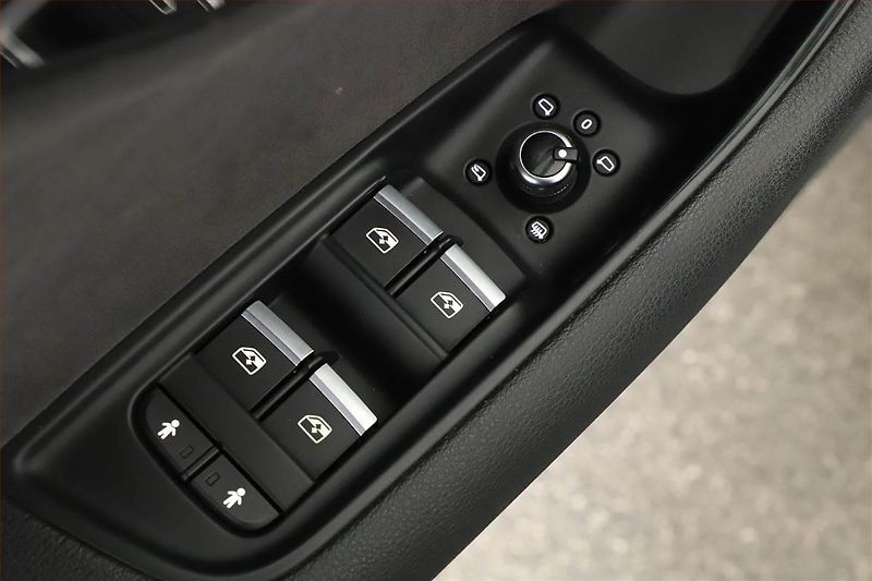 Audi Q7 (2017) S-Line 3.0 TDI - fotka 9 z 20