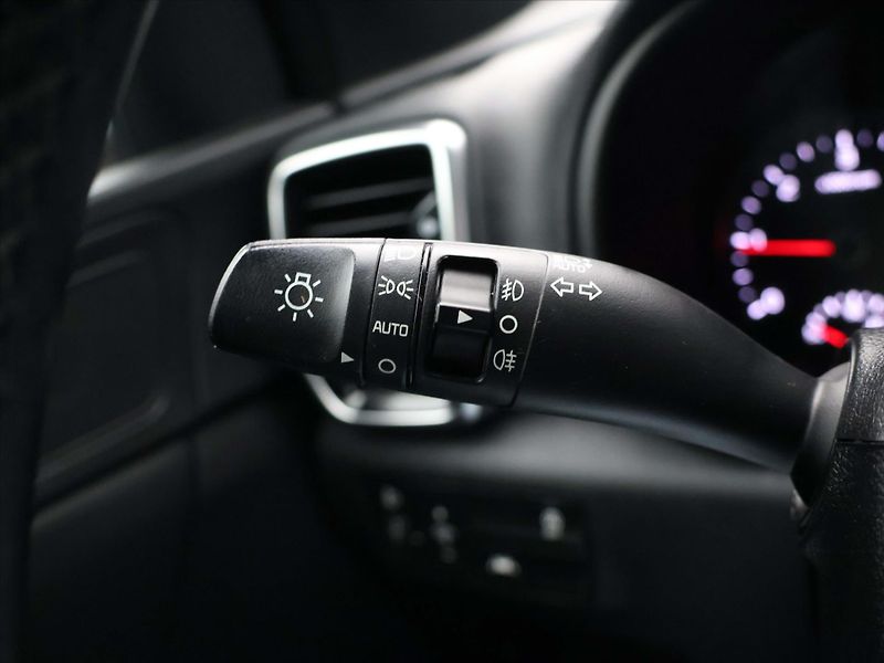 Kia Sportage 1,6 CRDI 100kW GT-Line - fotka 18 z 33