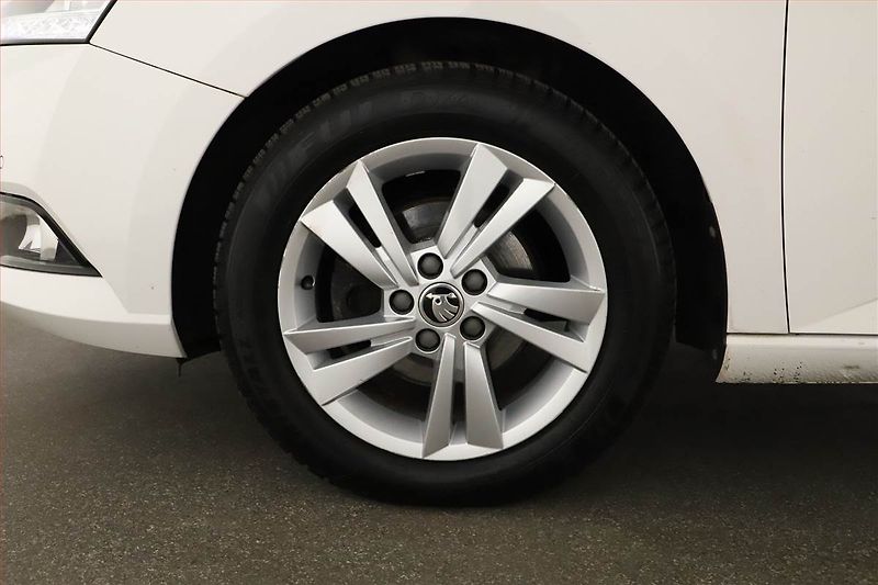 Škoda Fabia (2021) Ambition 1.0 TSI, ČR,1.maj - fotka 12 z 12
