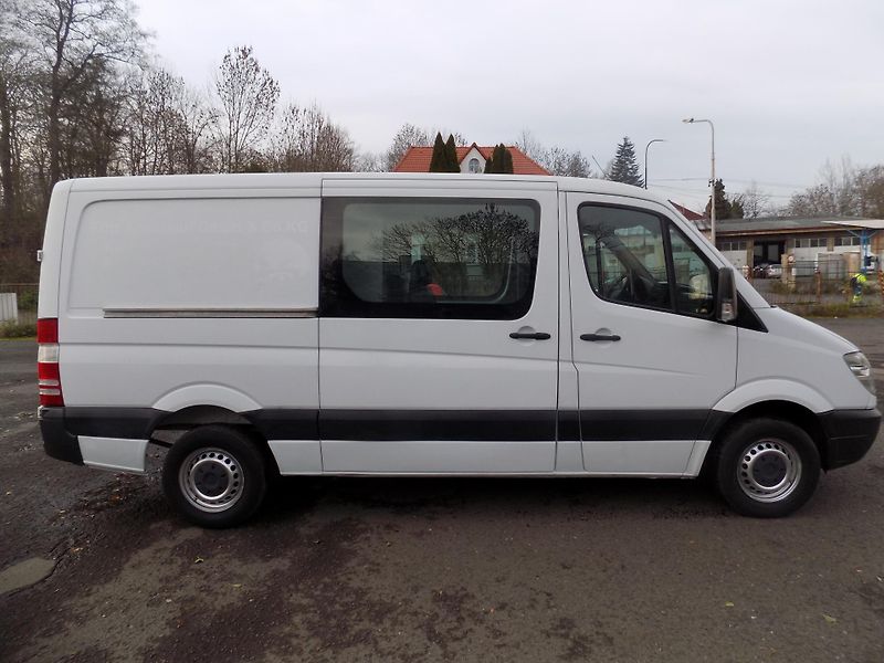 Mercedes-Benz Sprinter (2010) 2,2 95KW L2H1 6MÍST  - fotka 8 z 39