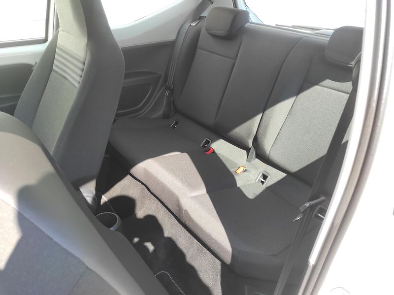 Volkswagen up! 1,0ECO CNG, ČR, 1 Majitel - fotka 11 z 31