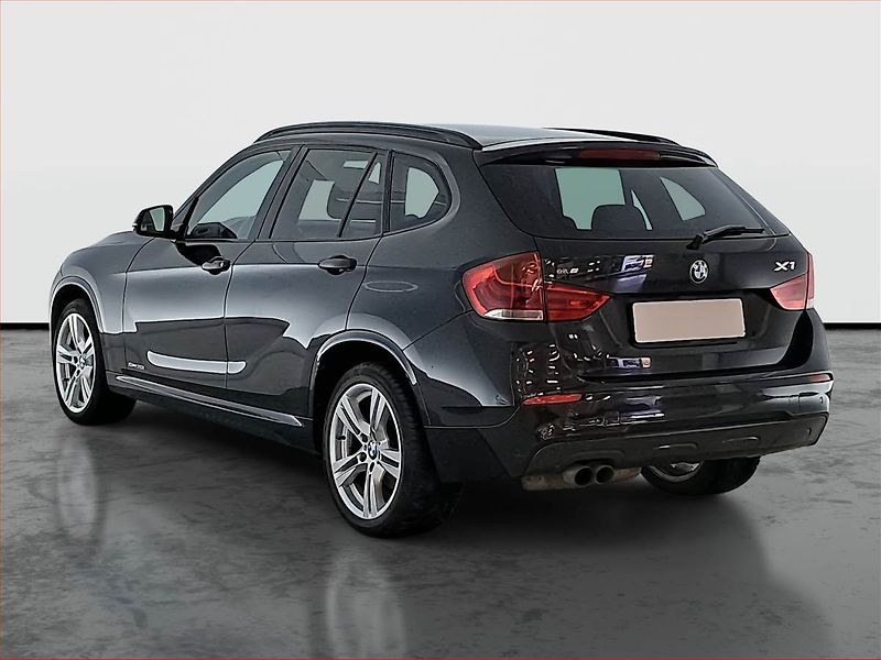 BMW X1 (2012) sDrive20i, Automat, Tempomat - fotka 4 z 16