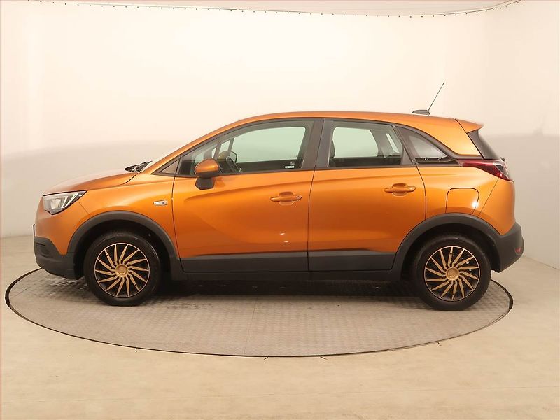 Opel Crossland X (2017) 1.2 Turbo, Tempomat - fotka 3 z 15