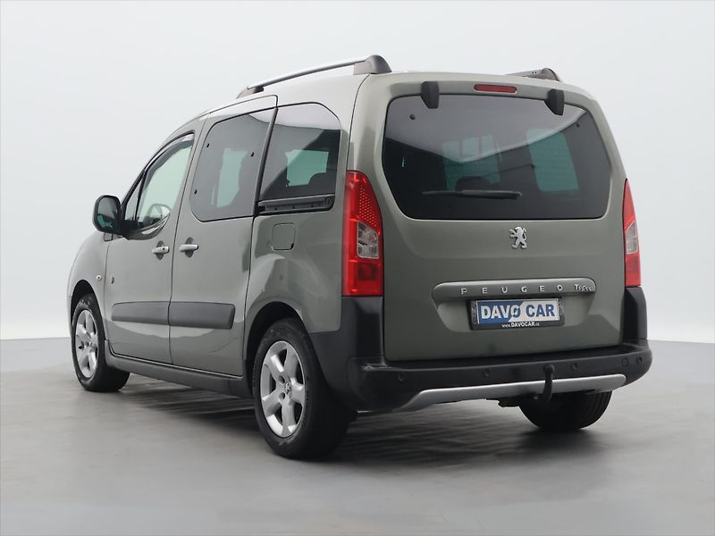 Peugeot Partner Tepee 1,6 HDI 80kW Premium Pano - fotka 5 z 28