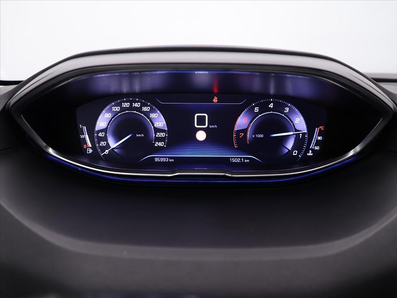 Peugeot 5008 1,2 PT 96kW Allure PANO 7-míst - fotka 20 z 33