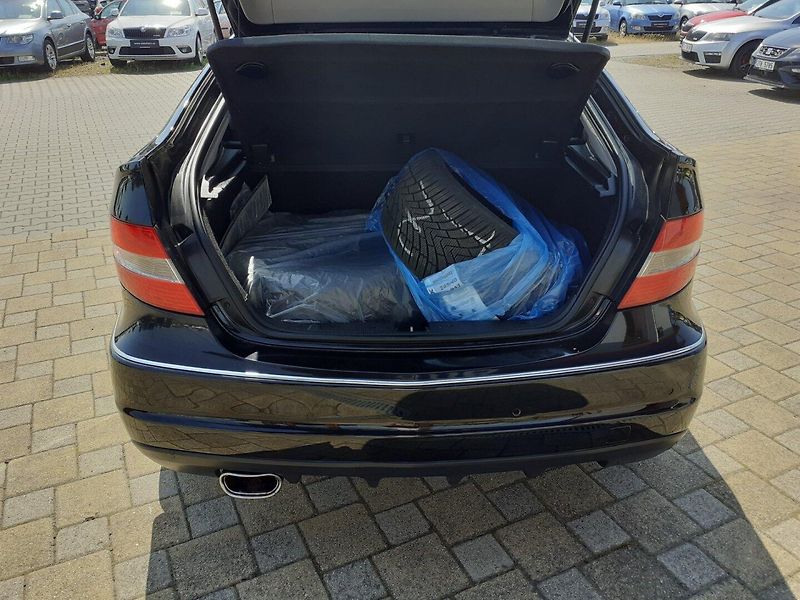 Mercedes-Benz CLC (2008) 200 CDi - fotka 16 z 30