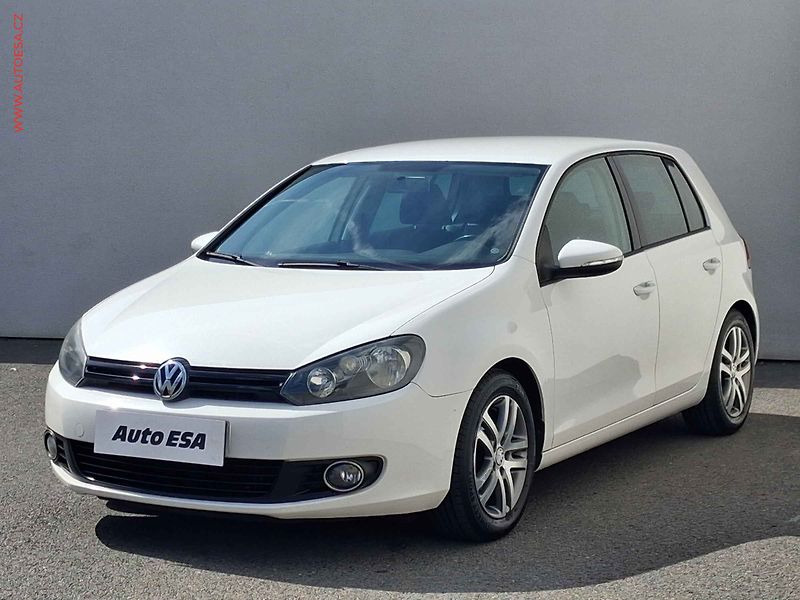 Volkswagen Golf (2011) 1.2TSi, ČR, Trendline - fotka 3 z 16
