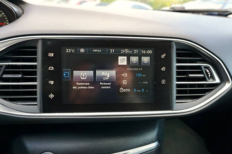 Peugeot 308 (2016) 308 ACTIVE 1,2 PT 81 kW - fotka 34 z 46