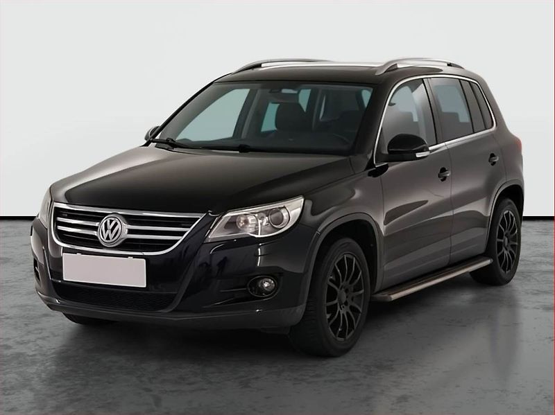 Volkswagen Tiguan (2009) 2.0 TSI, 4X4, Xenony - fotka 2 z 19