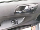 Škoda Fabia (2006) 1,4 16V KLIMA 2.MAJ - náhled 10