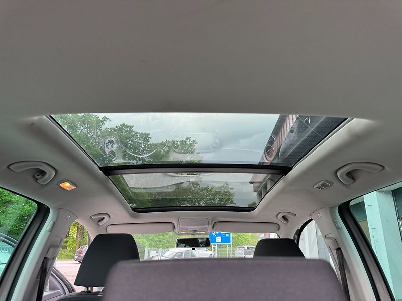 Volkswagen Tiguan (2010) 2.0TDi,4x4,Automat,Tažné - fotka 27 z 39