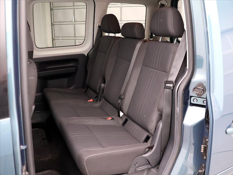 Volkswagen Caddy 2,0 TDI 110kW Alltrack 1.Maj - fotka 13 z 30