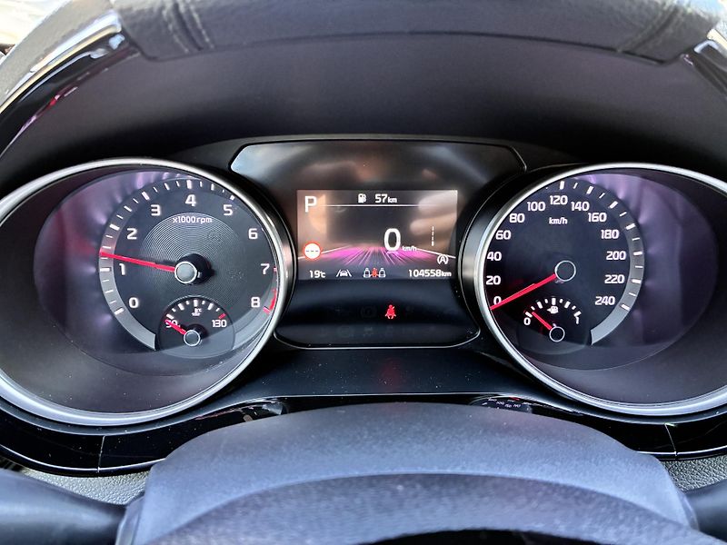 Kia Ceed 1.5T-GDi 118kW GT LINE AUTOMAT - fotka 18 z 38