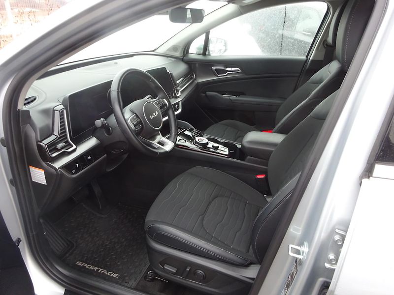 Kia Sportage 1.6 T-GDi 132kW DCT AWD TOP Ev - fotka 10 z 22