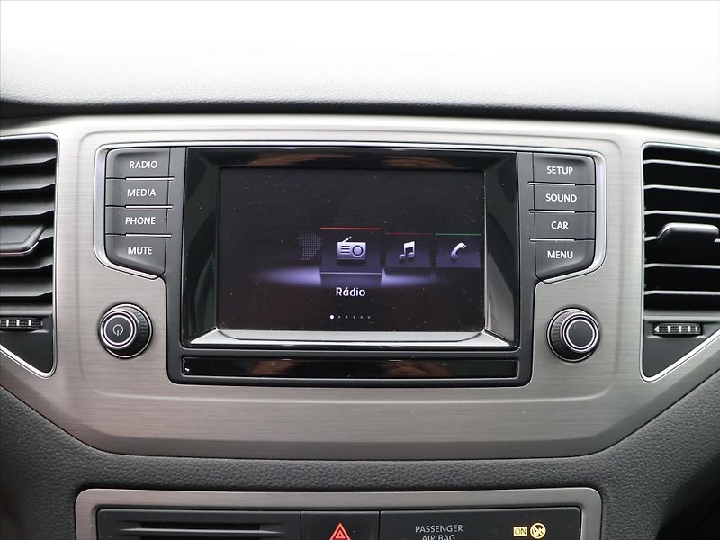 Volkswagen Golf Sportsvan 1,4 TSI 92kW Comfortline DSG - fotka 19 z 31