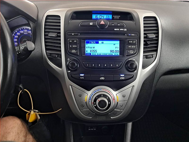 Hyundai ix20 (2013) 1.6 CVVT - fotka 12 z 16