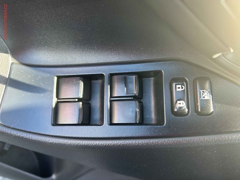 Toyota Verso (2015) 1.6D-4D, ČR, autoAC - fotka 11 z 19