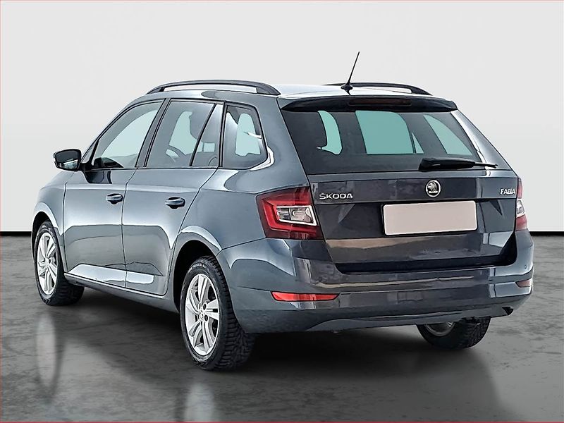 Škoda Fabia (2019) Style 1.0 TSI, Serv.kniha - fotka 4 z 17
