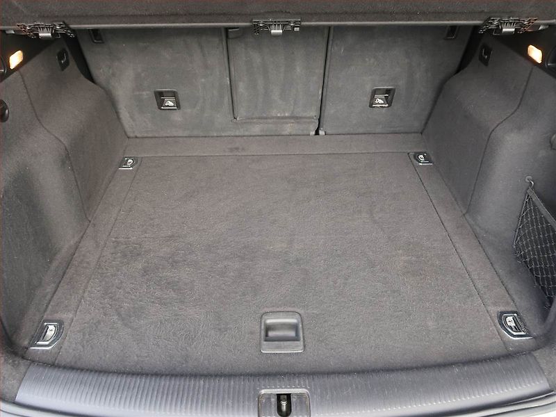 Audi Q5 (2015) design 2.0 TDI, 4X4, Automat - fotka 14 z 20