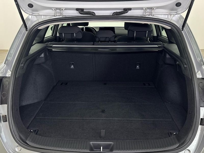 Hyundai i30 Smart DCT - fotka 10 z 26