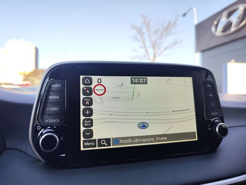 Hyundai Tucson 1.6 CRDi/100kW Adventure DCT - fotka 19 z 33