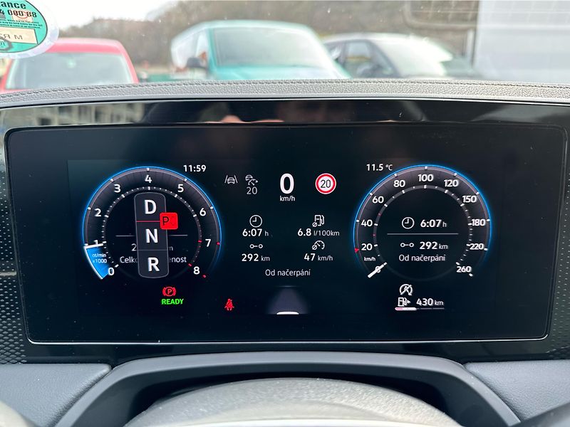 Volkswagen Passat Business 1.5 eTSI 110 kW DSG V - fotka 18 z 24