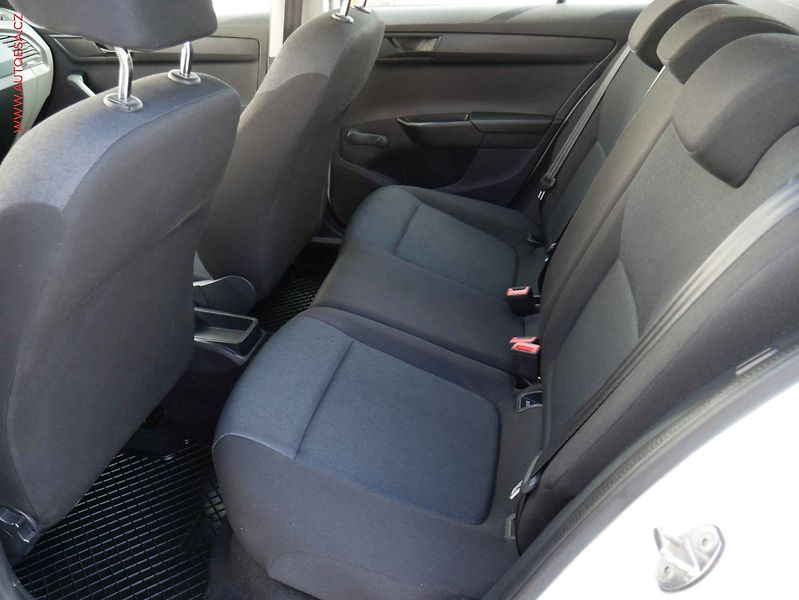 Škoda Fabia (2017) 1.4TDi, AC, park.asist - fotka 10 z 16