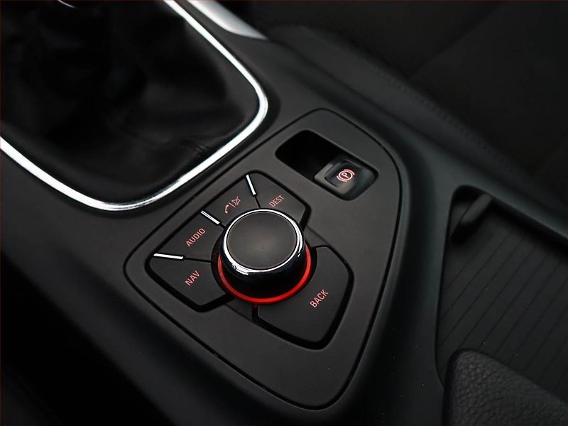 Opel Insignia (2013) Cosmo 2.0 CDTI, 4X4 - fotka 15 z 18