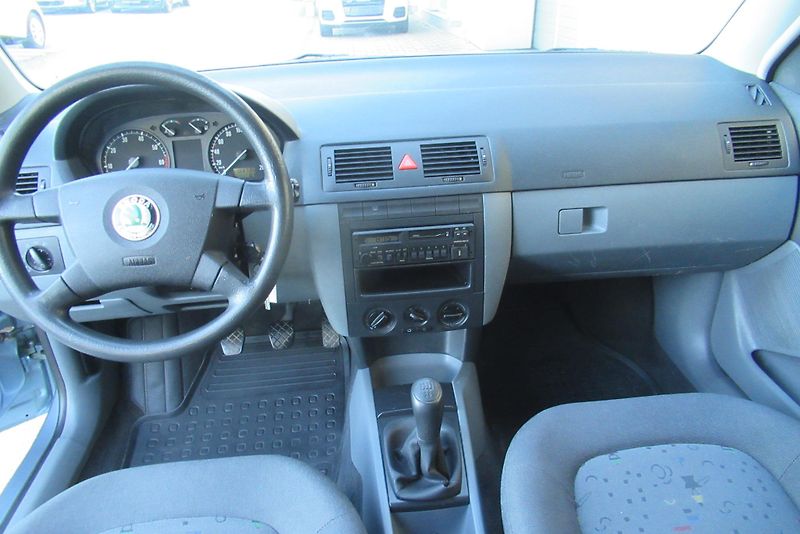 Škoda Fabia 1.4i 16V KLIMA TAŽNÉ - fotka 9 z 26