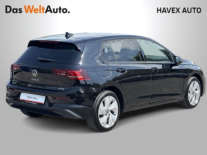 Volkswagen Golf (2025) 1.5 eTSI DSG People - fotka 2 z 29