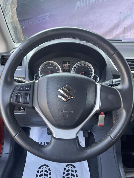 Suzuki Swift 1.2/69kW - fotka 14 z 18