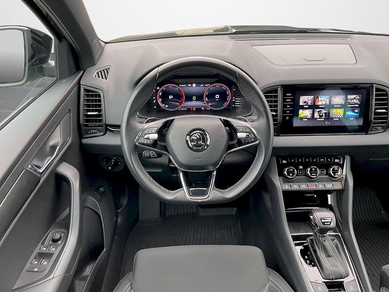 Škoda Karoq (2024) 2.0 TDI 110kW SportLine Exclus - fotka 6 z 35