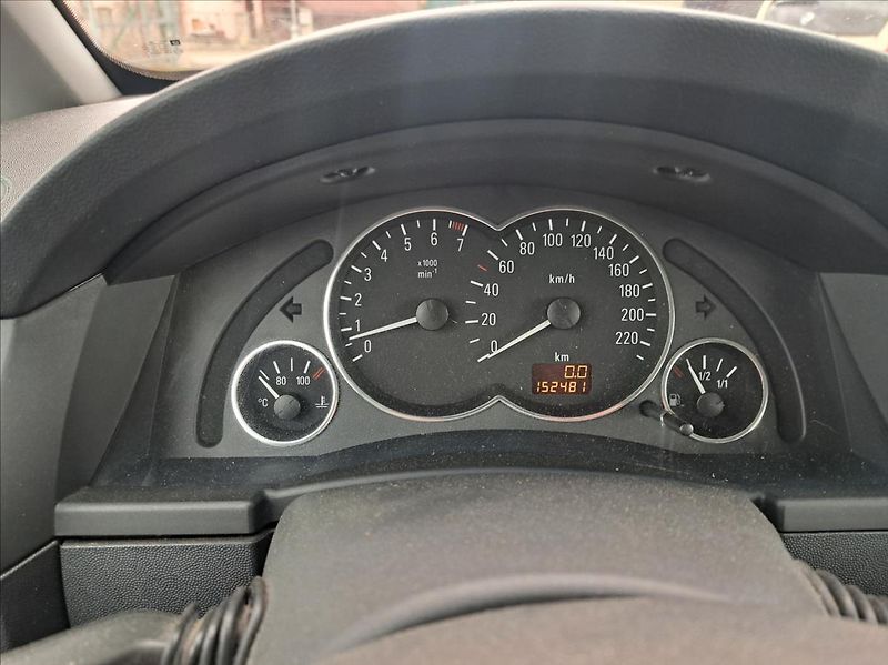 Opel Meriva 1,4 i   závada - fotka 22 z 24
