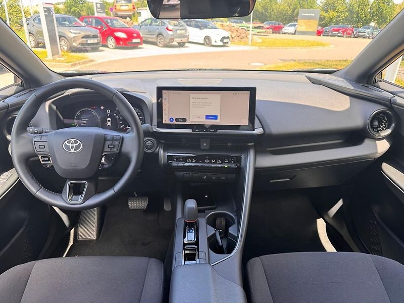Toyota C-HR 1.8 Style - fotka 10 z 13