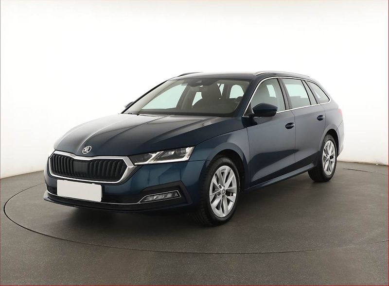 Škoda Octavia (2023) 2.0 TDI, Automat, ČR,1.maj - fotka 2 z 19