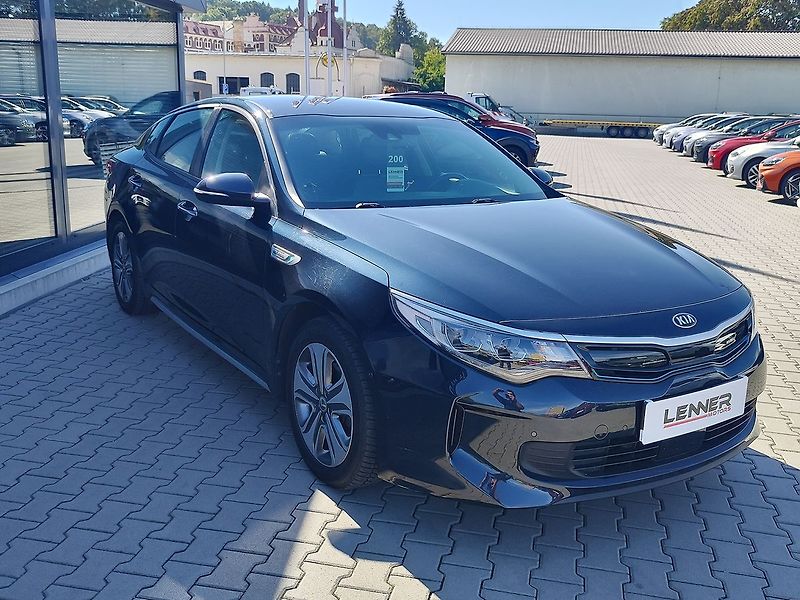 Kia Optima 2.0 GDI/151kW Premium PHEV DCT - fotka 3 z 43
