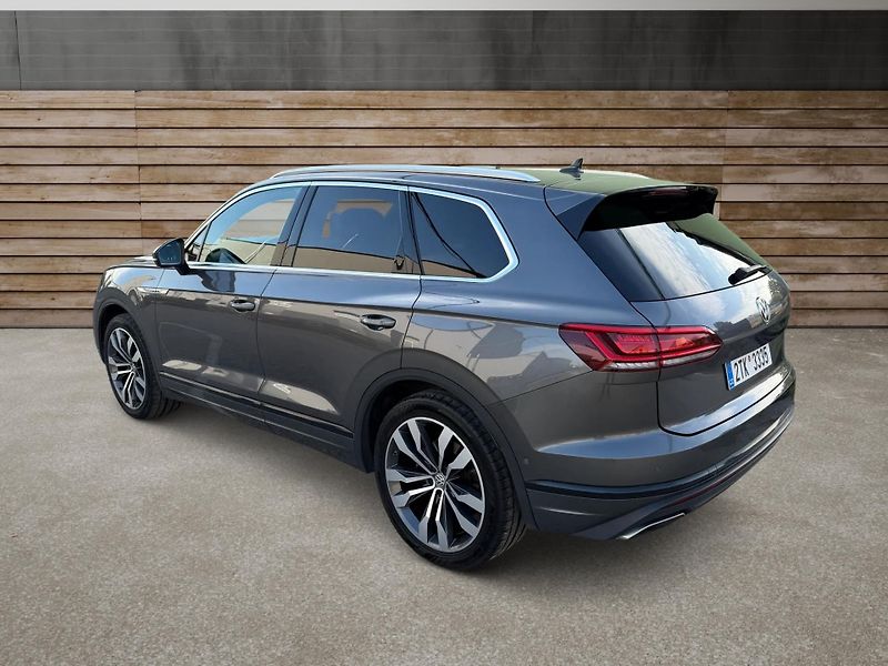 Volkswagen Touareg (2019) +DPH+BOHATÁ VÝBAVA+ - fotka 5 z 20