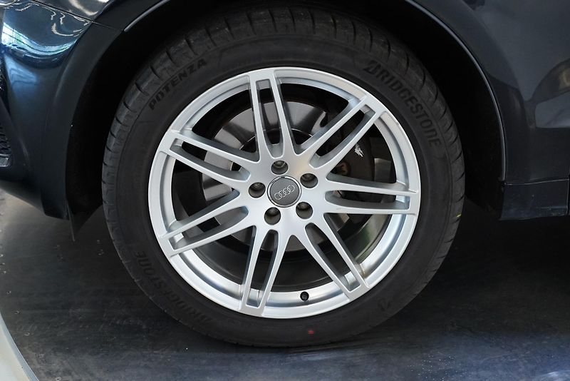 Audi Q5 - fotka 10 z 28