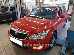 Škoda Octavia (2011) 1.6 TDi, ČR, servis.kniha - fotografie inzerátu