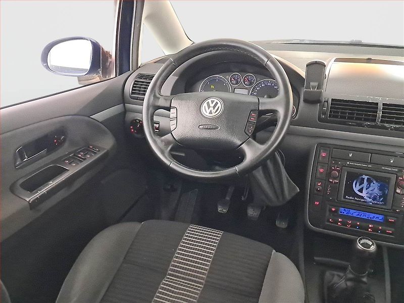 Volkswagen Sharan (2009) 2.0 TDI, 7 míst, Xenony - fotka 7 z 17