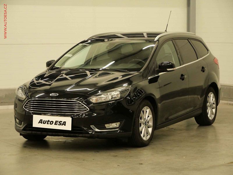 Ford Focus (2016) 1.5TDCi, 2.maj,ČR, Klima - fotka 3 z 21
