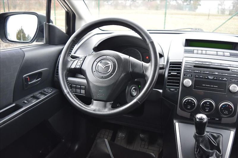 Mazda 5 1,8 i 85KW 7MÍST TAŽNÉ - fotka 27 z 45