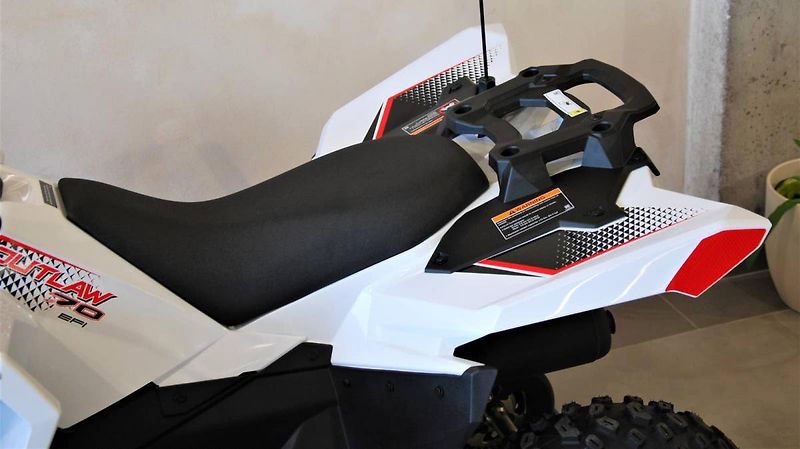 Polaris Outlaw 90 (2026) Outlaw 70 EFI - fotka 12 z 25